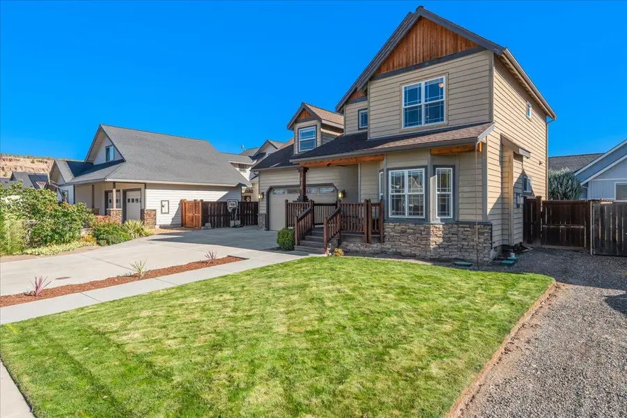 516 SE Stearns Road, Prineville, OR 97754 - #3