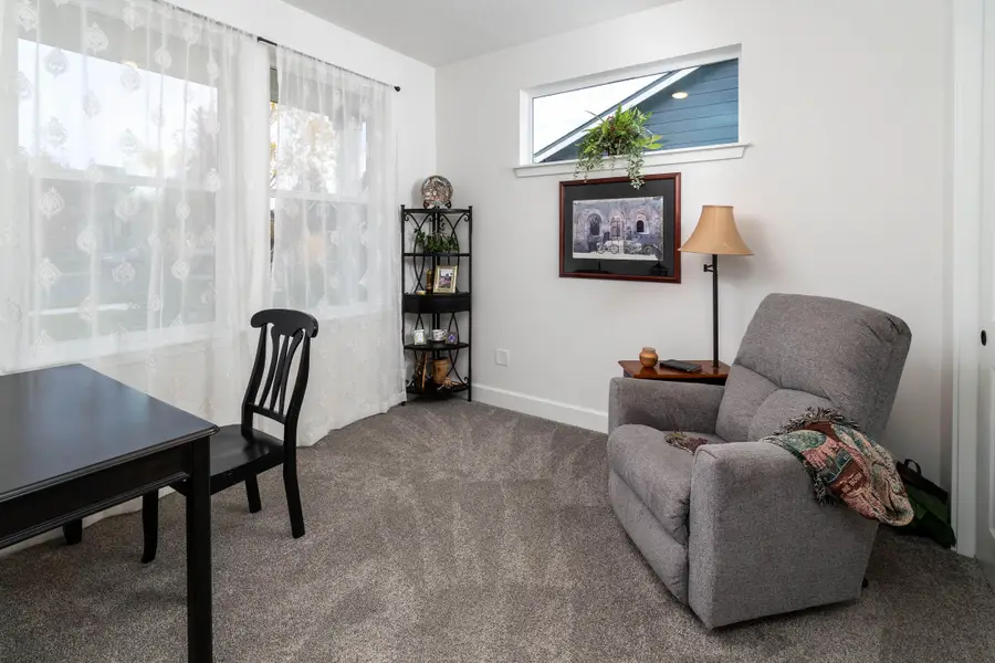 2853 NE Wells Acres Road, Bend, OR 97701 - #3