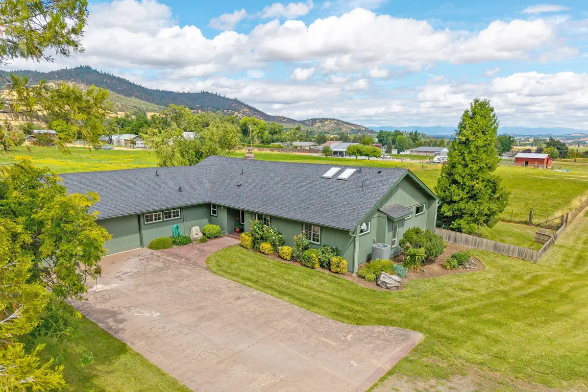 941 Beeson Lane, Talent, OR 97540 - #1