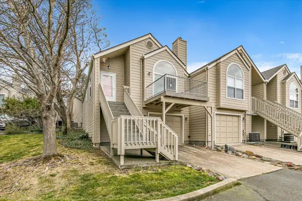 372 Glenn Street, Ashland, OR 97520