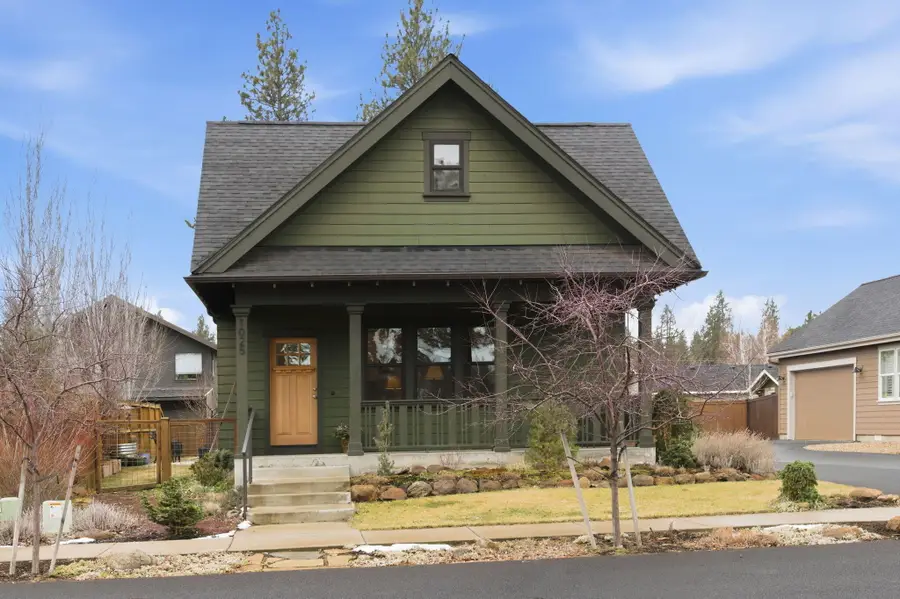 1025 E Horse Back Trail, Sisters, OR 97759 - #3