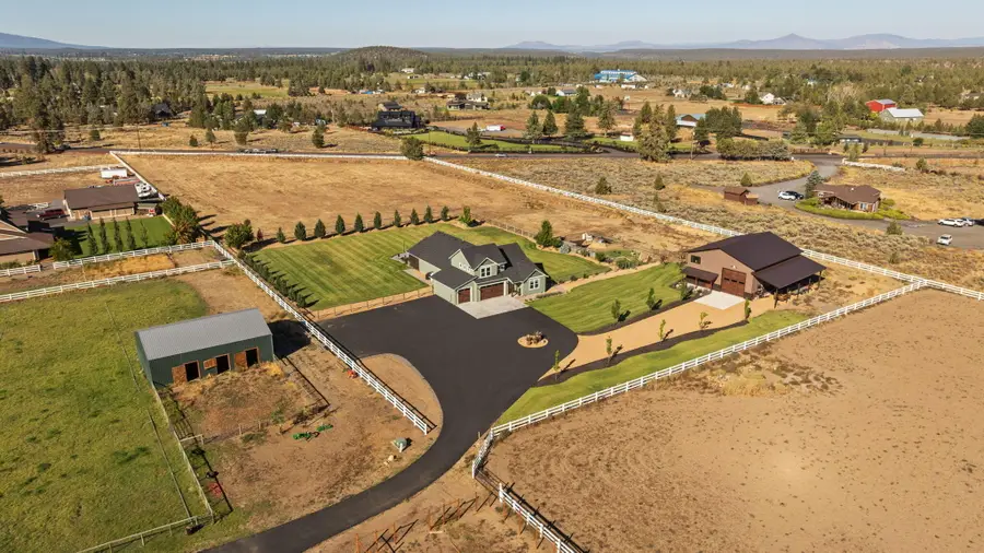 67276 Gist Road, Bend, OR 97703 - #2