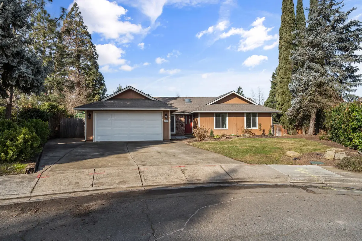 2583 Huntington Lane, Medford, OR 97504 - Image #1