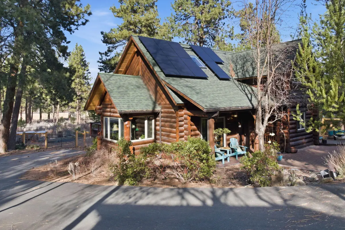 61537 West Ridge Avenue, Bend, OR 97702 - #1