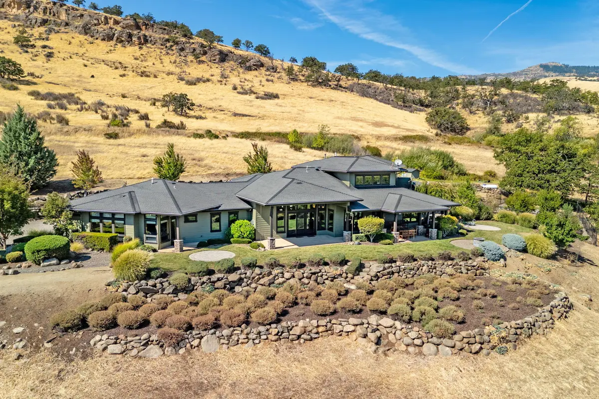 1475 Dead Indian Memorial Road, Ashland, OR 97520 - #1