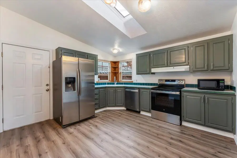 60463 Umatilla Circle, Bend, OR 97702 - #2