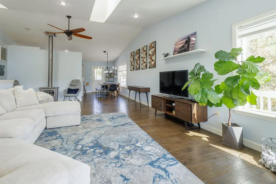 1201 Front Street, Klamath Falls, OR 97601 - #3