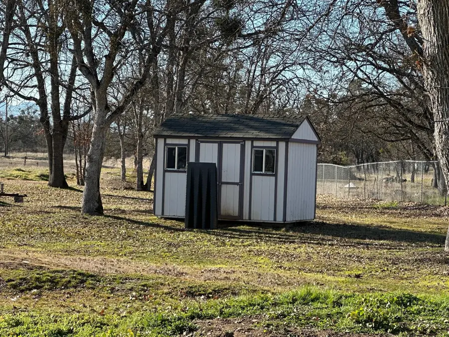 5303 Table Rock Road, Central Point, OR 97502 - #2