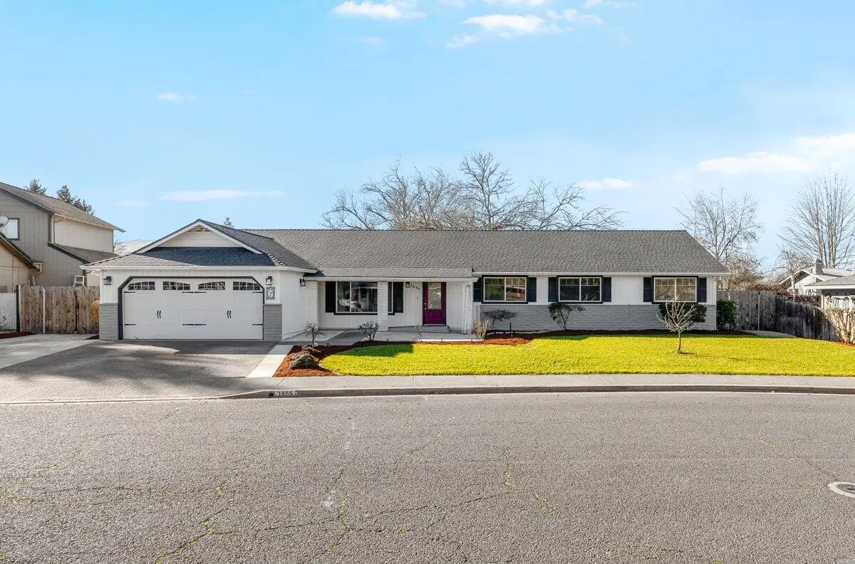 1855 Nancy Avenue, Central Point, OR 97502 - #1