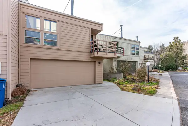 1959 NE Lotus Drive, Bend, OR 97701