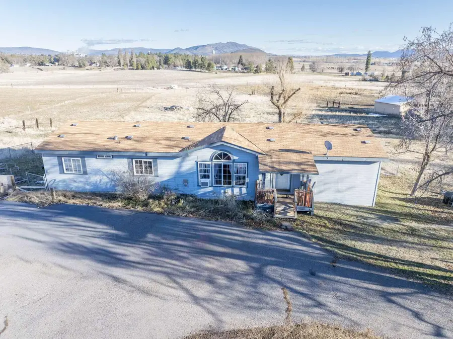 5309 Blue Mountain Drive, Klamath Falls, OR 97601 - #3