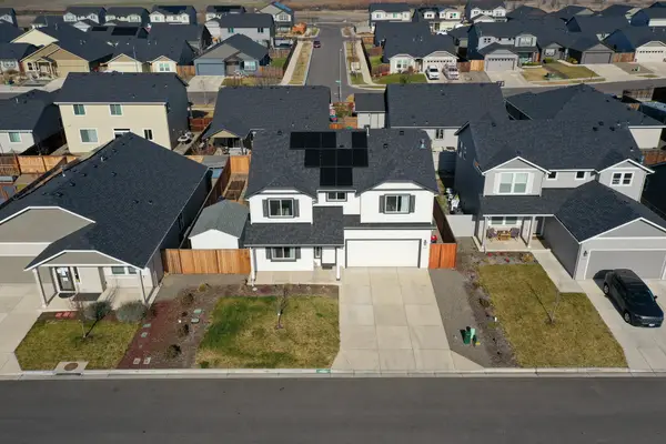 3529 Carlin Drive, Medford, OR 97504