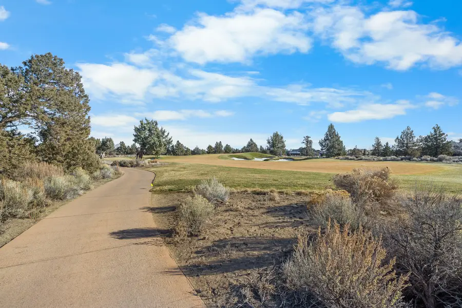 23123 Switchback Court #93, Bend, OR 97701 - #2