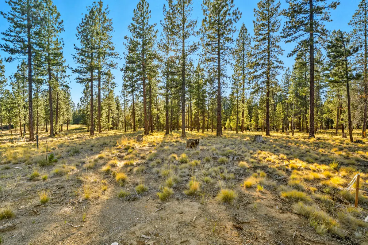 Elk Run Drive #528, Bend, OR 97707 - Image #1