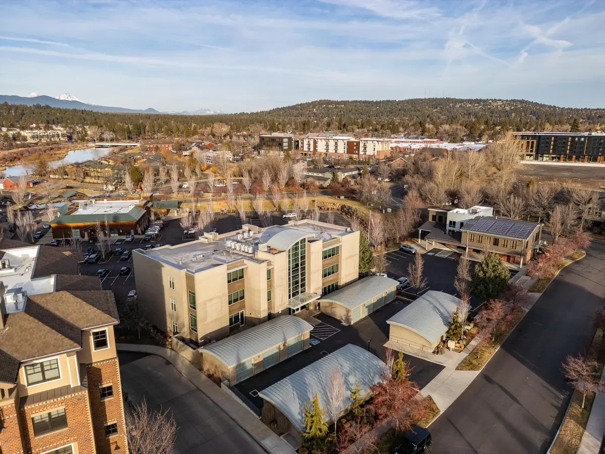 291 SW Bluff Drive #UNIT 320, Bend, OR 97702 - #1