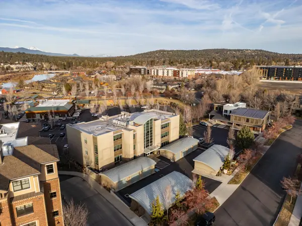 291 SW Bluff Drive #UNIT 320, Bend, OR 97702