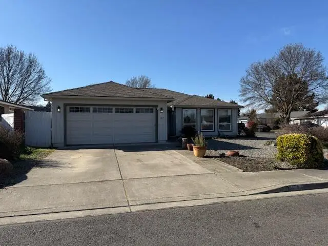 107 Southgate Court, Central Point, OR 97502 - #1