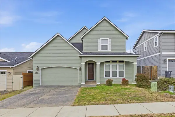 1154 Ashford Way, Medford, OR 97504