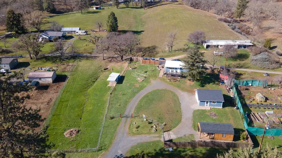 621 Sardine Creek Road, Gold Hill, OR 97525 - #3