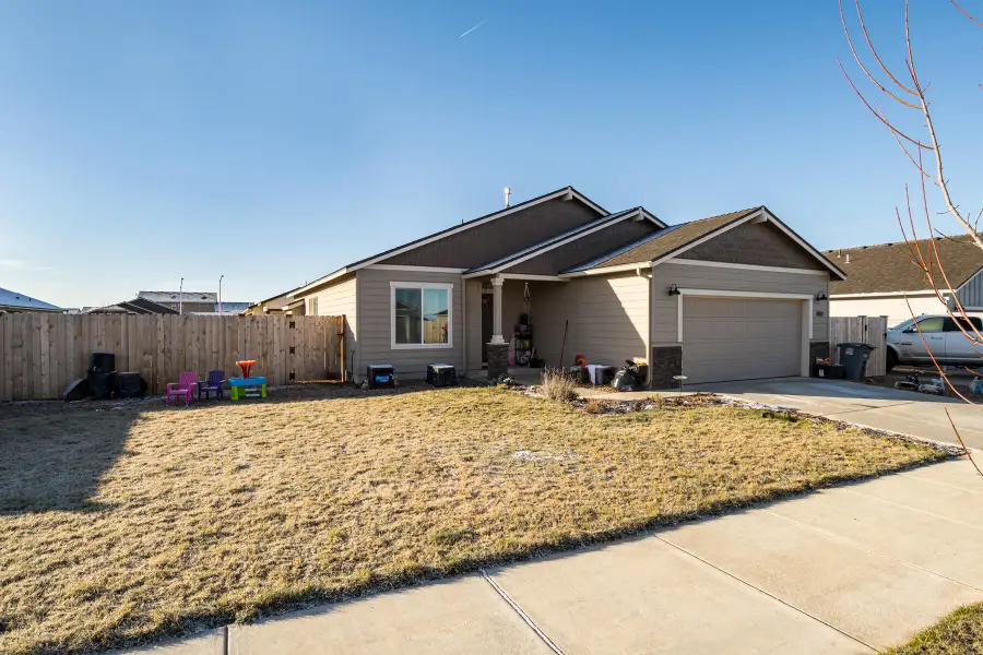 1318 NW Willow Parkway Road, Madras, OR 97741 - #2