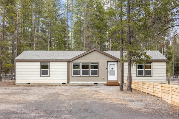 51974 Wickiup Avenue, La Pine, OR 97739