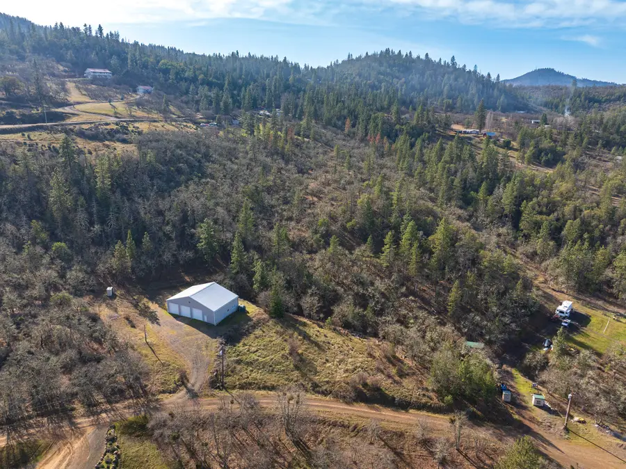 365 White Tail Drive, Eagle Point, OR 97524 - #2