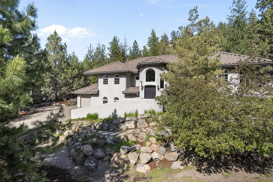 2279 NW Putnam Road, Bend, OR 97703 - #2