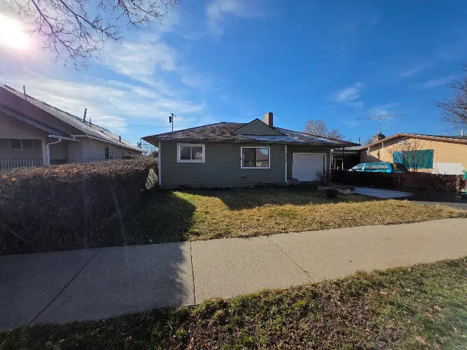 2136 Eberlein Avenue, Klamath Falls, OR 97601 - #1