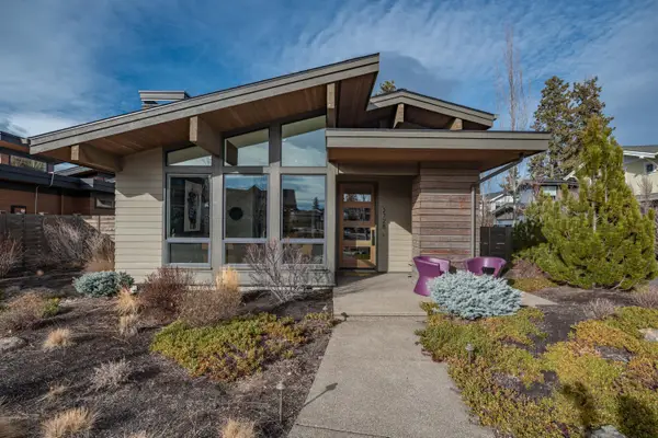 2728 NW Lemhi Pass Drive, Bend, OR 97703
