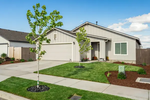 3556 NW 10th Place, Redmond, OR 97756