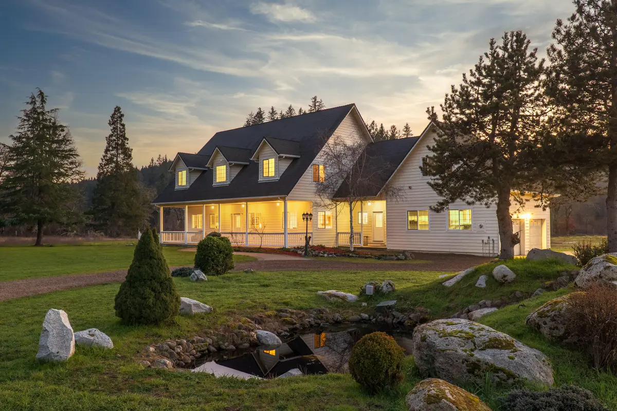 2275 Galice Road, Merlin, OR 97532 - #1