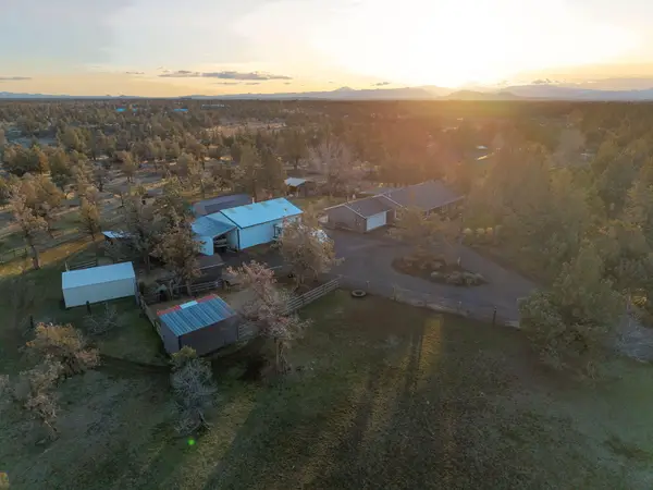 3940 NE Zamia Avenue, Redmond, OR 97756