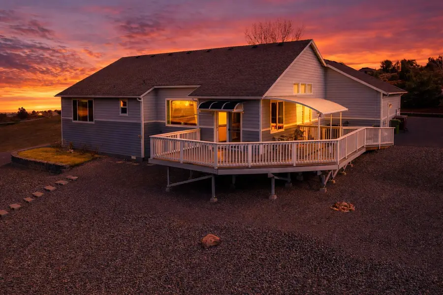 569 SE Nugget Lane, Madras, OR 97741 - Image #3