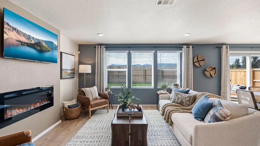 247 Darlington Street, Medford, OR 97501 - Image #2