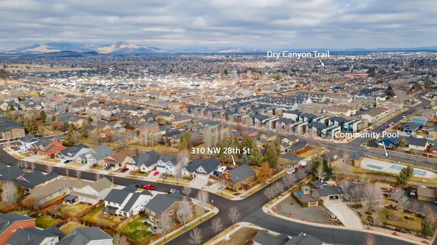 310 NW 28th Street, Redmond, OR 97756 - #2