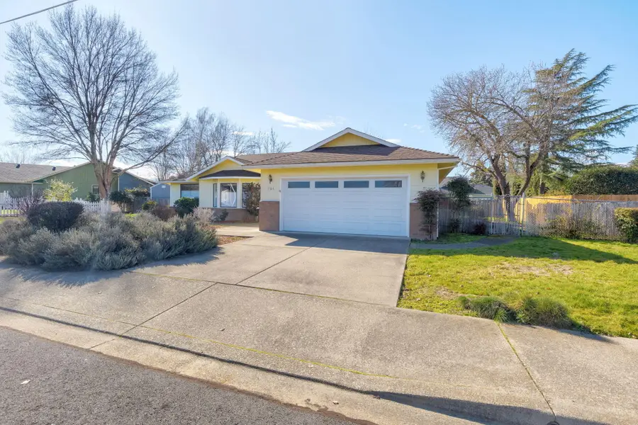 984 Mesman Drive, Grants Pass, OR 97527 - #3