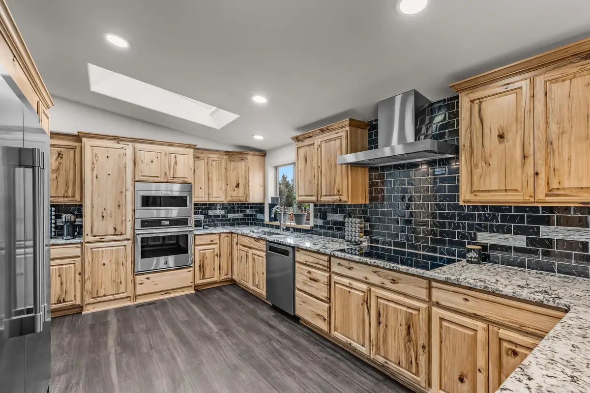 4229 SE Tillamook Loop, Prineville, OR 97754 - #1