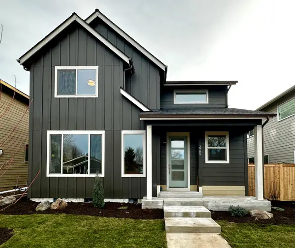 2785 NE Rainier Drive #Lot 35, Bend, OR 97701