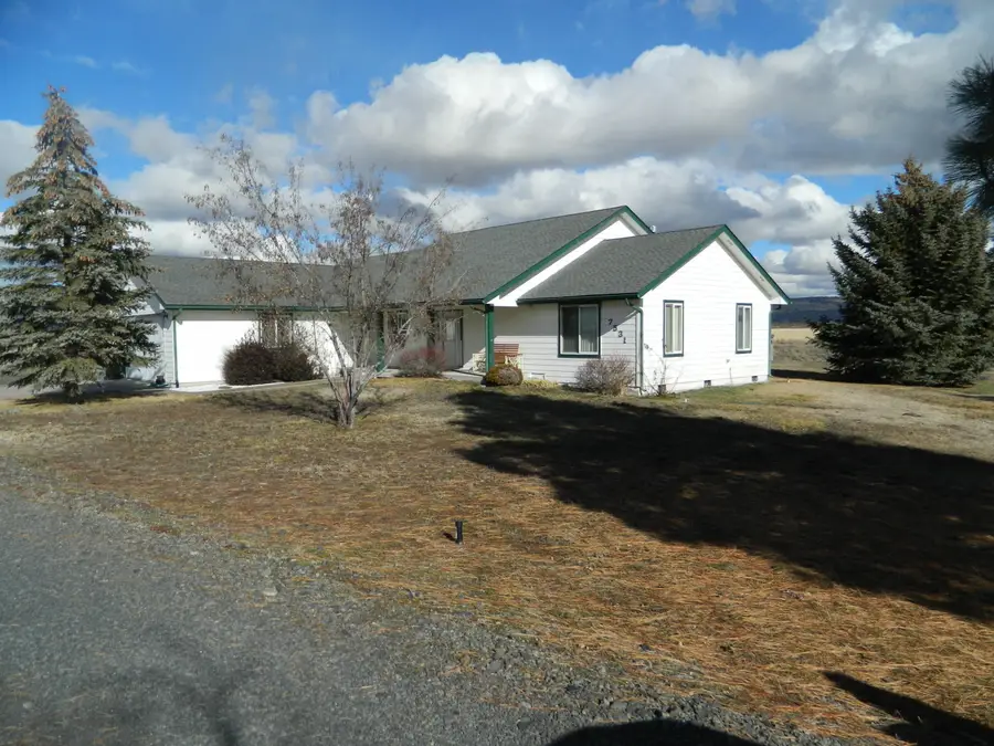 7531 Roberta Drive, Klamath Falls, OR 97603 - #2