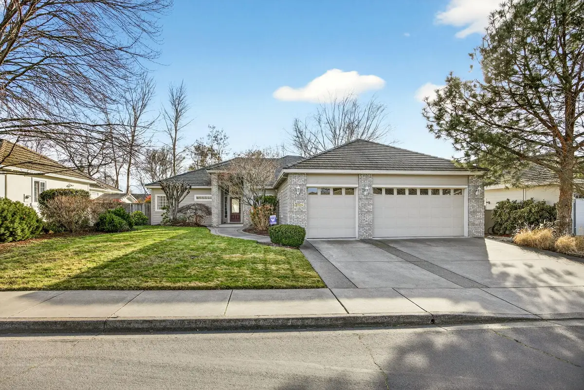 3388 Creek View Drive, Medford, OR 97504 - #1