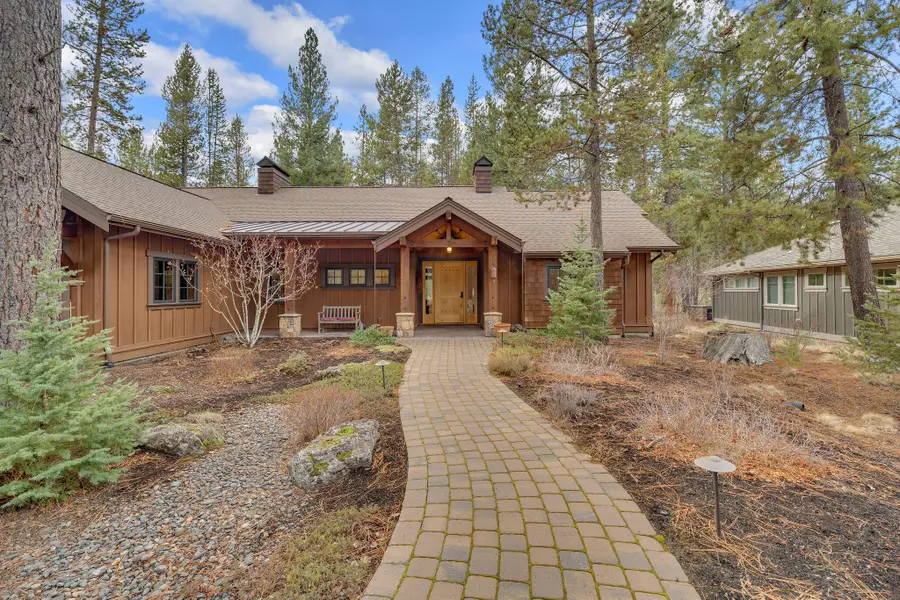 56160 Sable Rock Loop, Bend, OR 97707 - #3