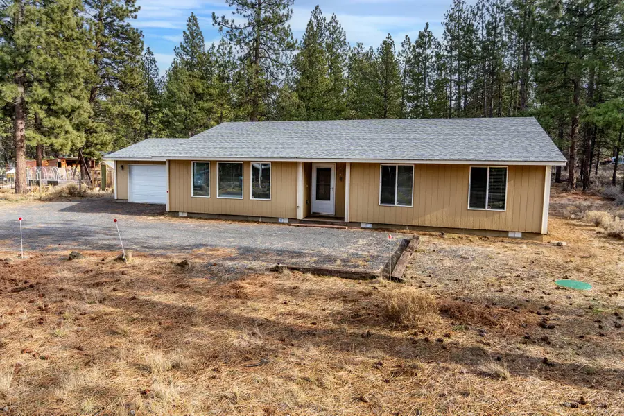 60196 Navajo Road, Bend, OR 97702 - #2