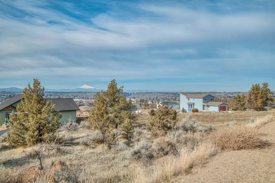 464 SE Manzanita Drive, Madras, OR 97741 - #2