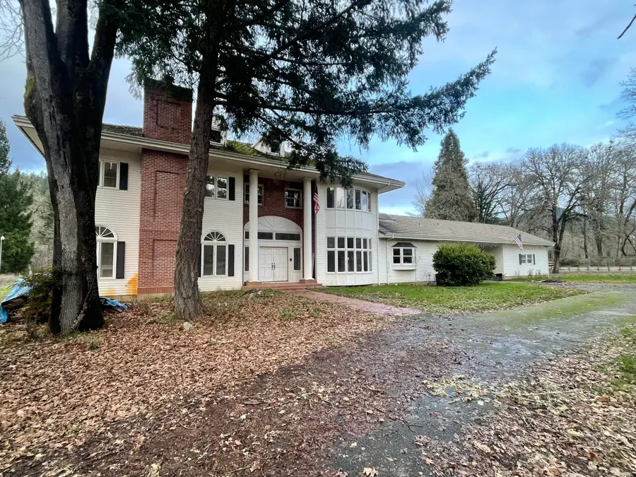 800 Sunny Glen Way, Wolf Creek, OR 97497 - #2