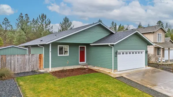 223 Cedar Brook Lane, Cave Junction, OR 97523
