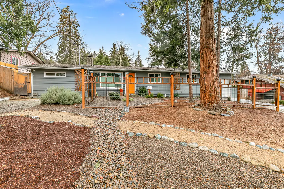 501 Liberty Street, Ashland, OR 97520 - #1