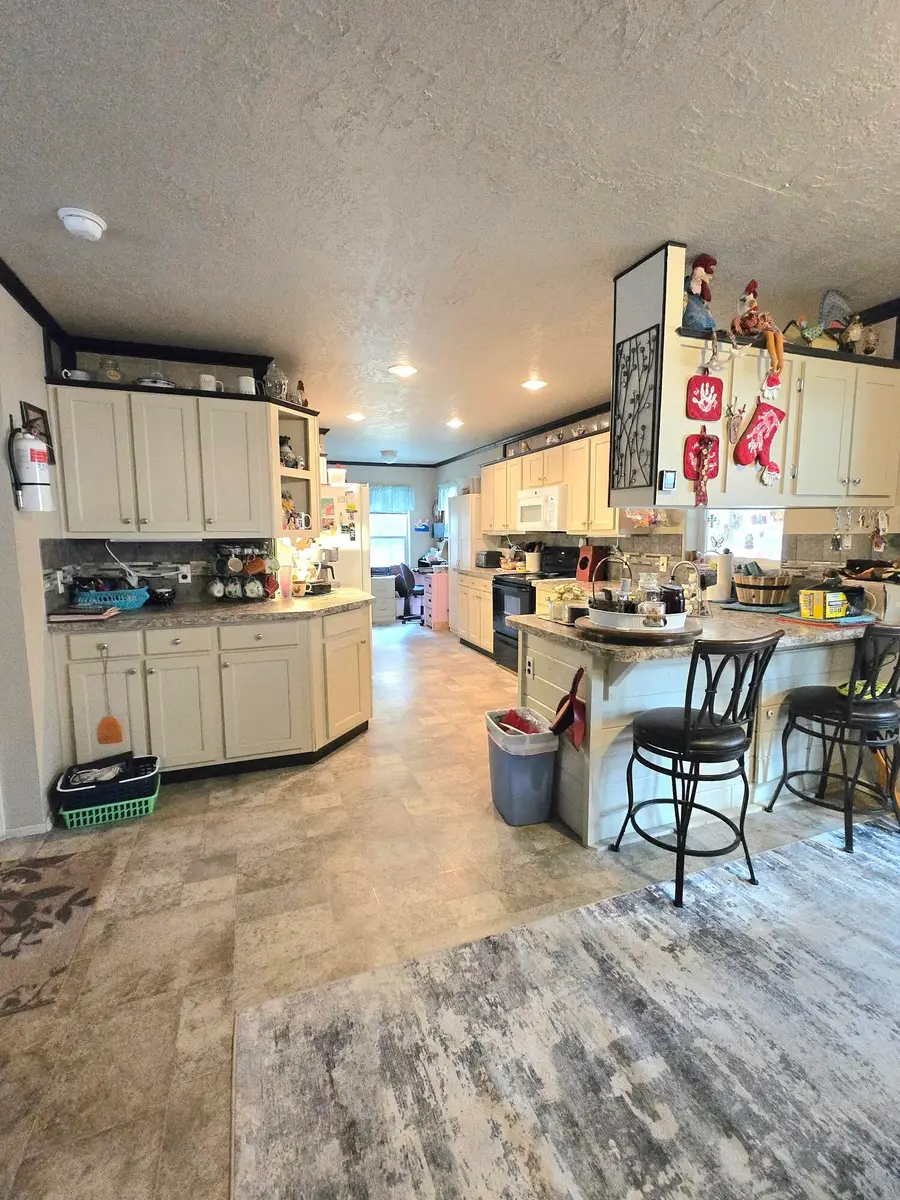 1325 Cheryl Drive, La Pine, OR 97739 - #2