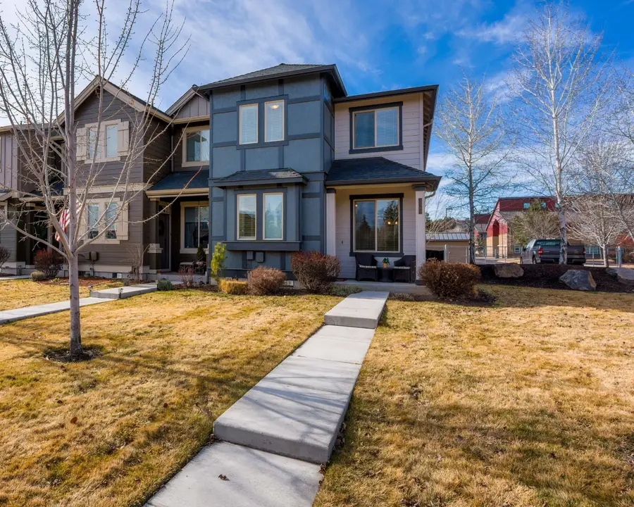 3365 SW 28th Street, Redmond, OR 97756 - #3