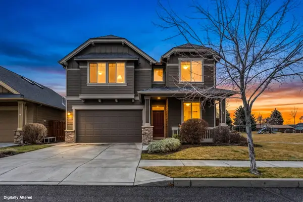 1132 NE Steins Pillar Drive, Prineville, OR 97754