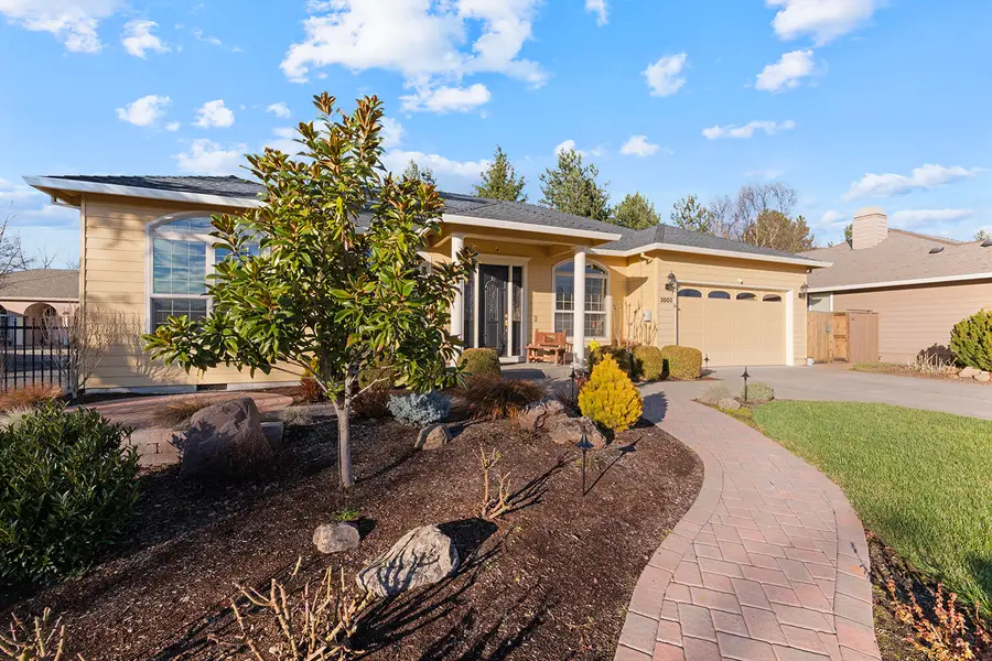 3503 Alderwood Drive, Medford, OR 97504 - #3